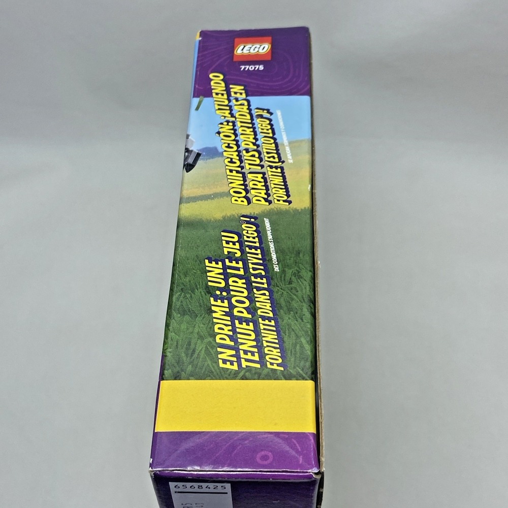 LEGO® FORTNITE‎ Peely & Sparkplug's 77075 - Picture 6 of 7